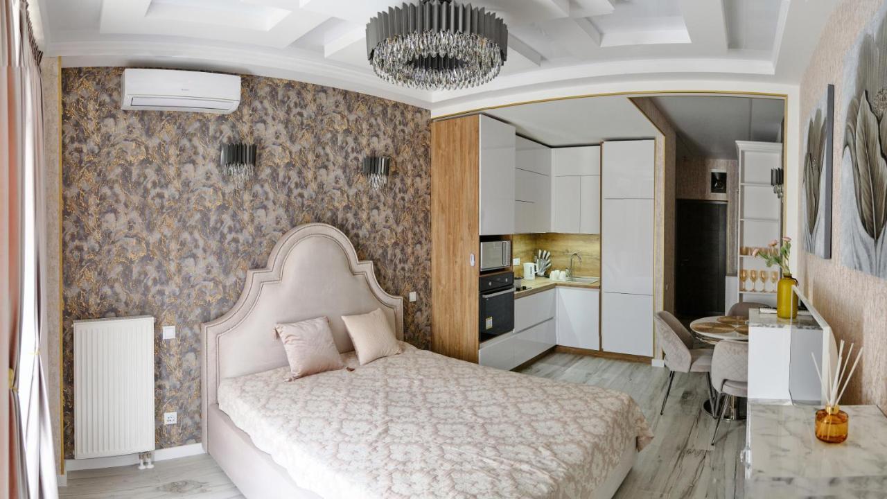 Luxury Apartments Sea View Julymia Odesa Exterior foto