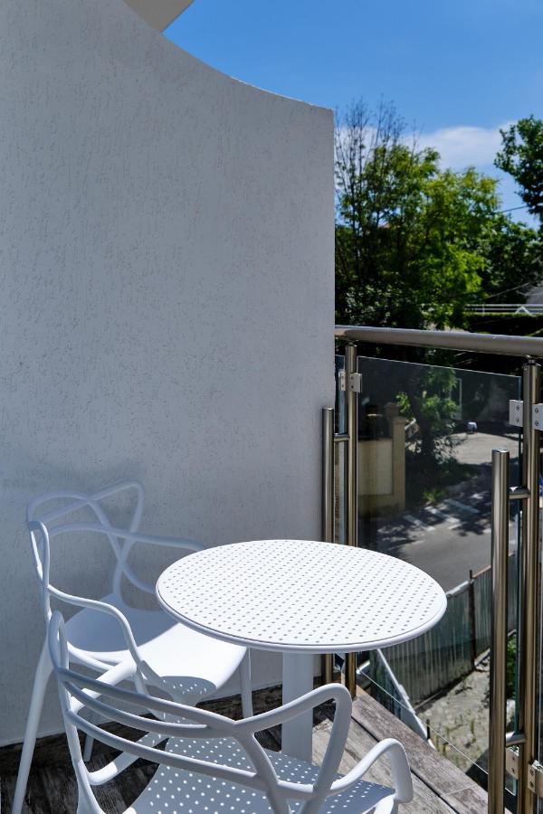 Luxury Apartments Sea View Julymia Odesa Exterior foto