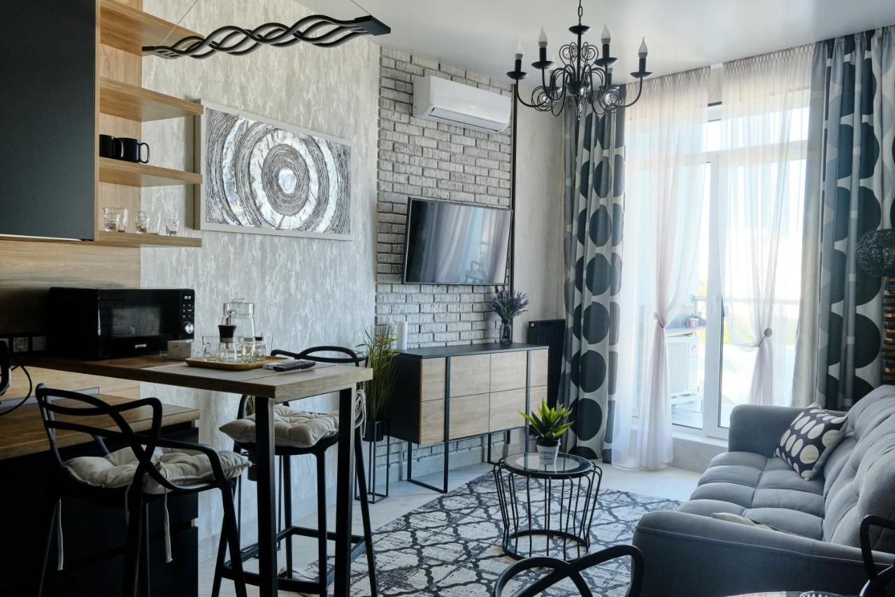 Luxury Apartments Sea View Julymia Odesa Exterior foto